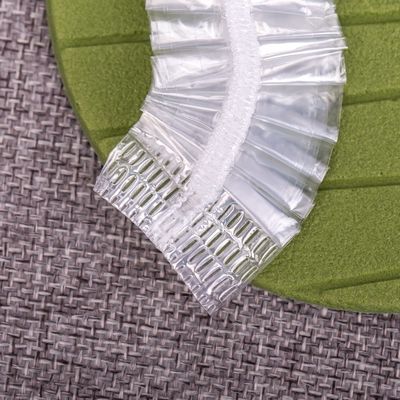 Hoja suave del casquillo de ducha de la tela no detrás tejida PE opaca