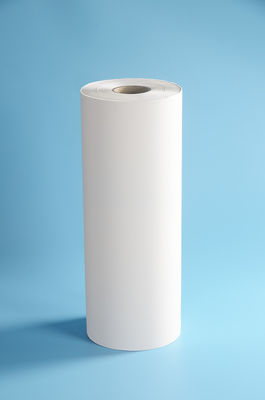 Vestidos totales del aislamiento de la película protectora del CE 30gsm 40gsm PE no médicos para la fábrica